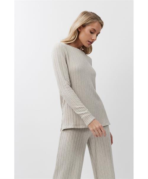 Aruelle Lounge Set Estelle