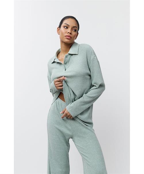 Aruelle Lounge Set Saige