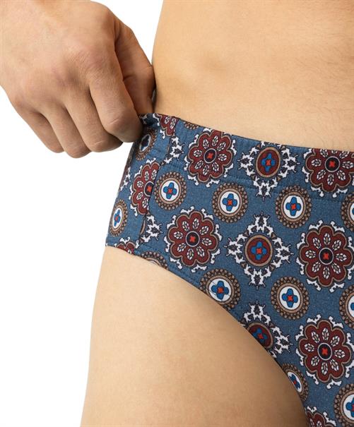 Mey Slip Elegant Pattern