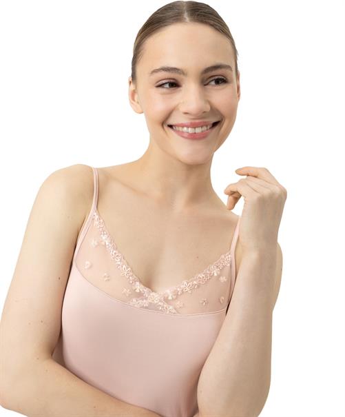 Mey Spaghetti Top Pretty Sense