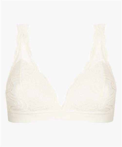 Mey Triangel BH Poetry Fame