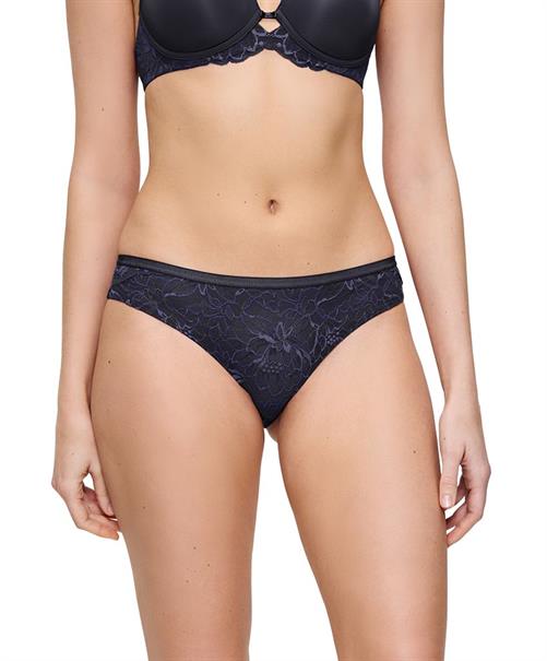 Triumph Brazilian Slip Amourette Charm