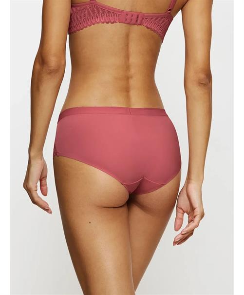 Triumph Maxi Slip Aura Spotlight