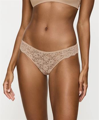 Triumph String Amourette
