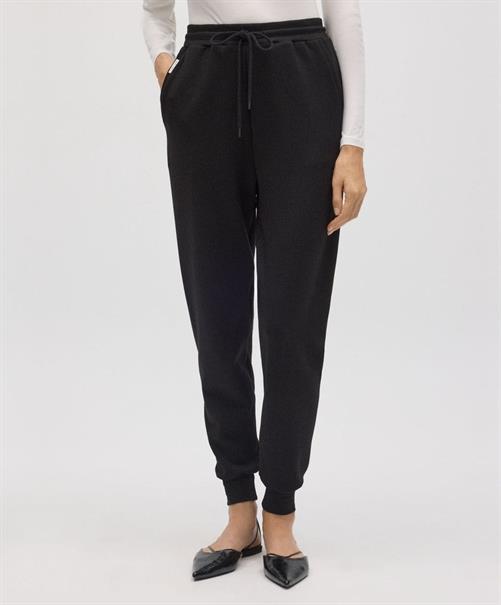 Ysabel Mora Broek Effen