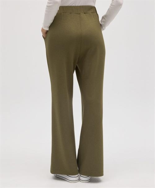 Ysabel Mora Broek Koord