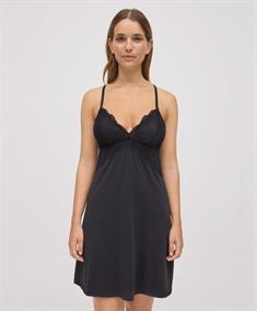 Ysabel Mora Negligé Kant